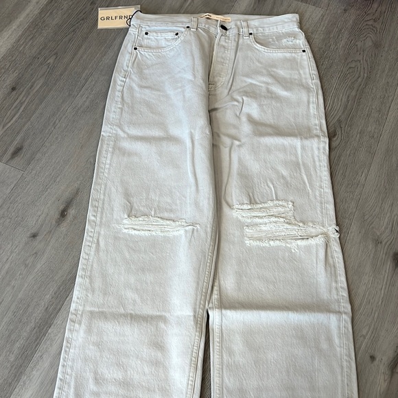 GRLFRND Bella Low Rise Boyfriend Jeans in White, Mojave Size 27 Retail $225 - Picture 3 of 11